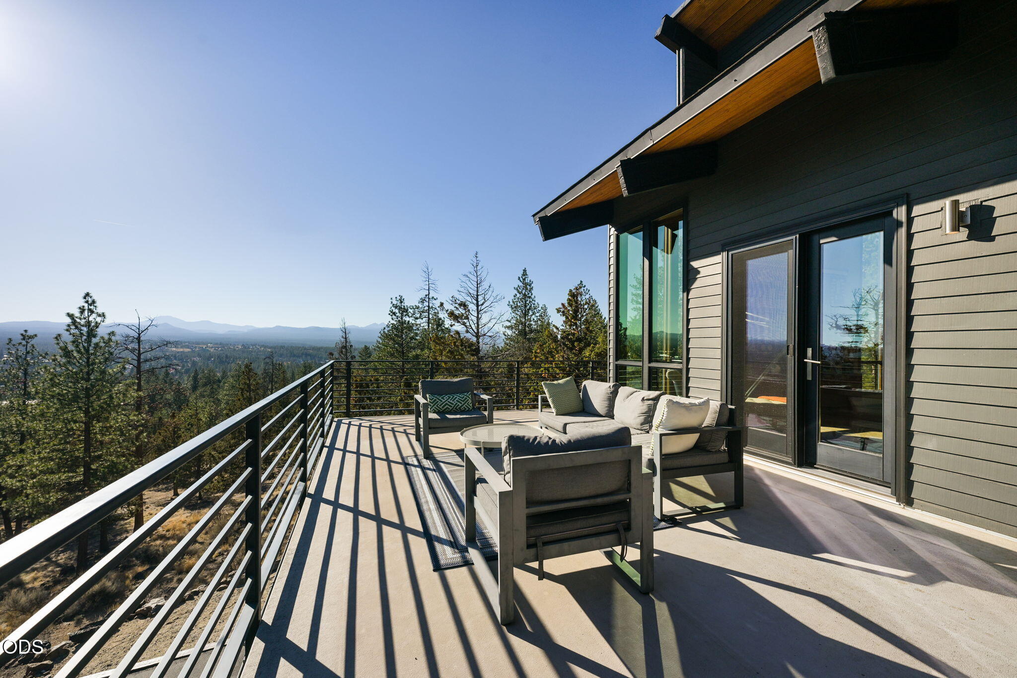 2108 NW Rimrock Drive