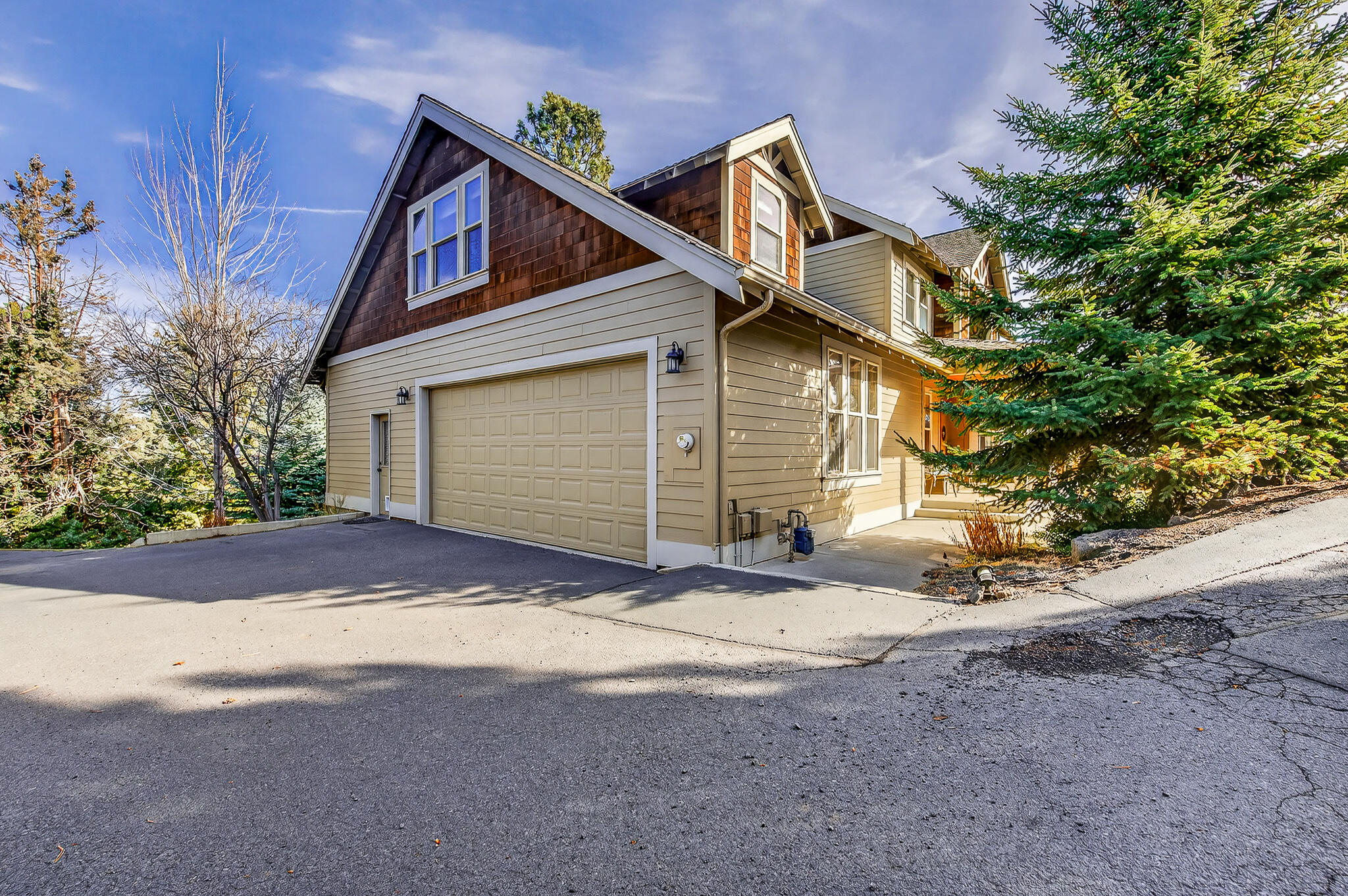 3251 NW Fairway Heights Drive