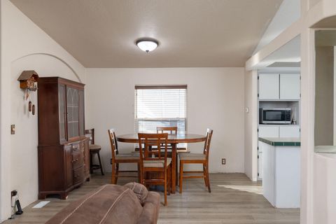 Tiny photo for 21140 Arid Avenue, Bend, OR 97703 (MLS # 220213881)