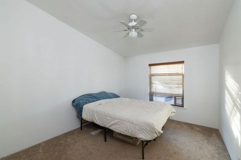 Tiny photo for 21140 Arid Avenue, Bend, OR 97703 (MLS # 220213881)