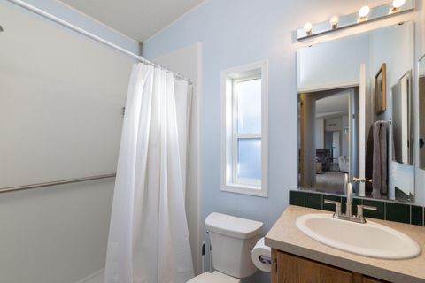 Tiny photo for 21140 Arid Avenue, Bend, OR 97703 (MLS # 220213881)