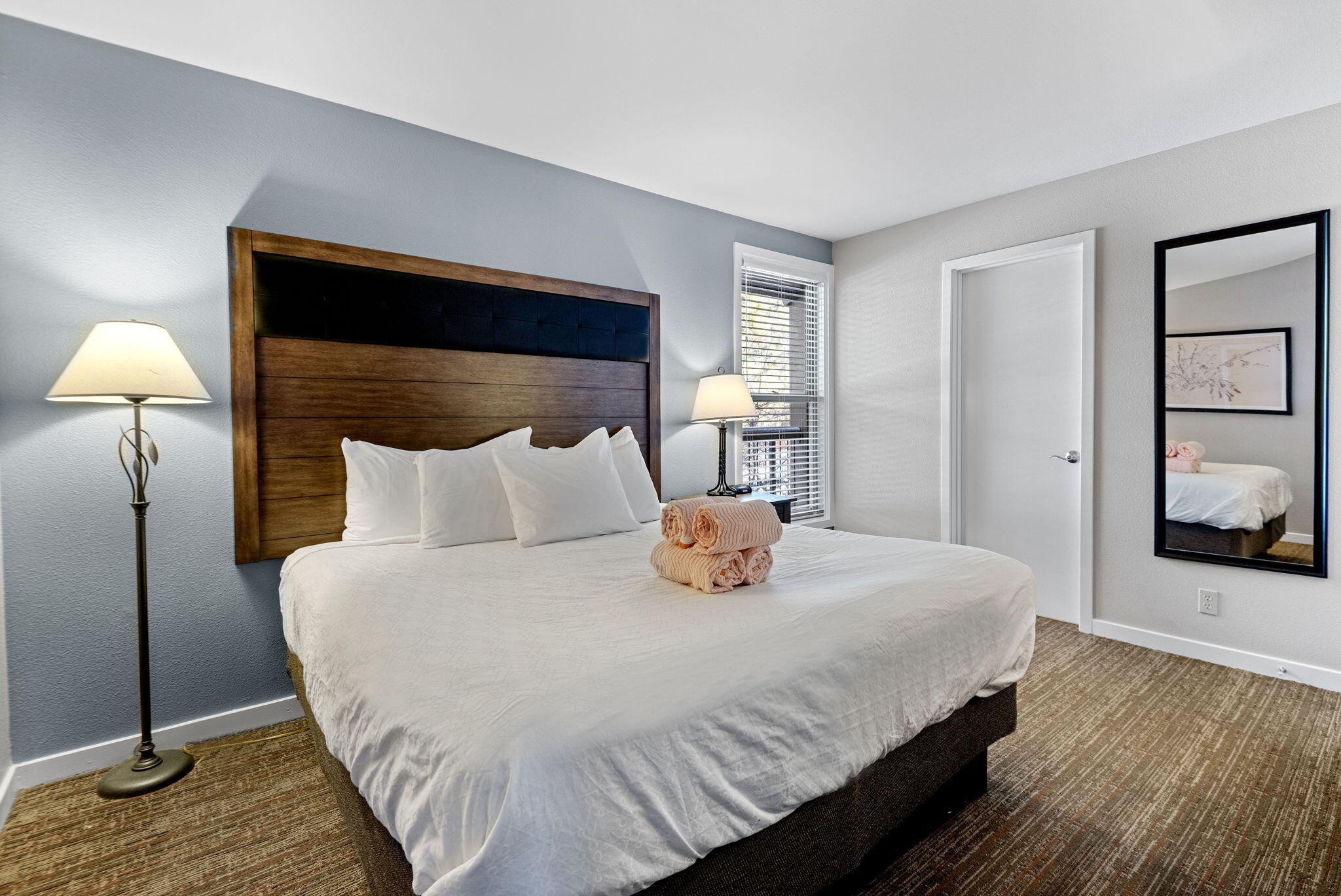 Inn Of The 7th - Residential