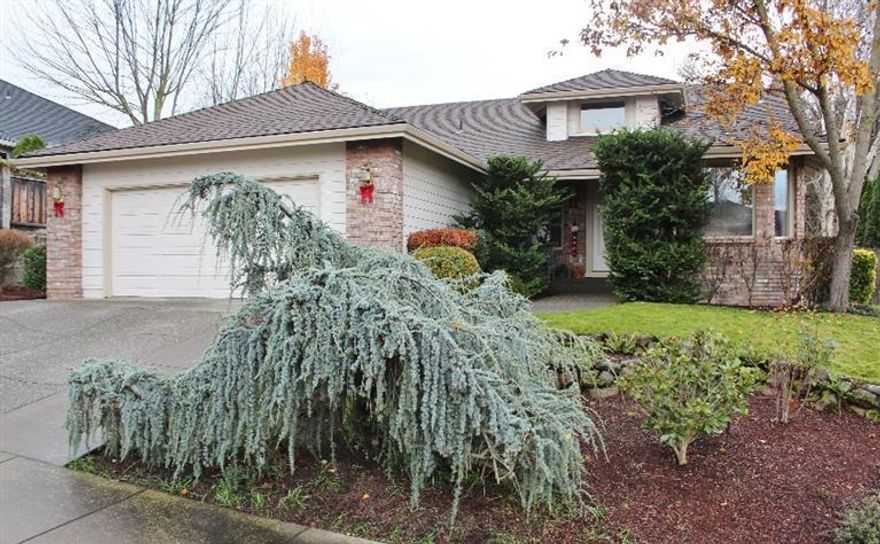 Lovely 1907 sqft single level home w/brick detail, great curb appeal and inviting front porch. Open floor plan is perfect for entertaining. Spacious vaulted living and dining area with beautiful windows and slider to the back deck. Kitchen features tile counters, lots of cabinet space, breakfast nook & matching appliances. Large Master suite w/vaulted ceiling, walk-in closet. Well-appointed master bath features jetted tub, double vanity, separate shower & skylight. 2 nice sized guest bedrooms and guest bath. Extra built-ins located in the hallway and in the laundry room gives you a place to store everything. Spacious backyard is meticulously landscaped with large deck, a perfect place to relax and enjoy warm evenings. This is the home you have been dreaming of, call today for more details.