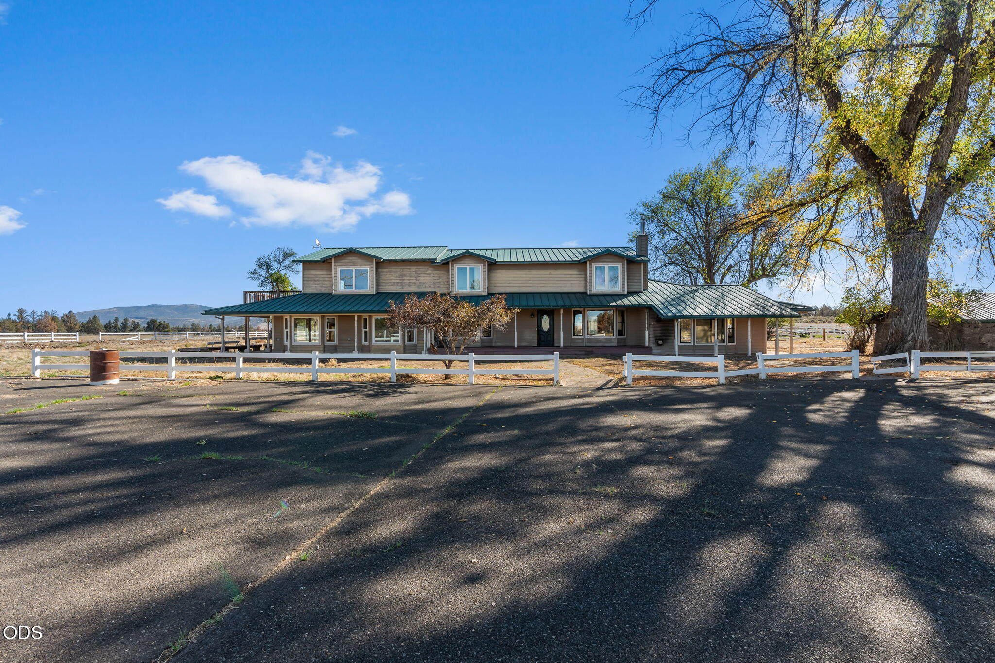 4710 NE Smith Rock Way