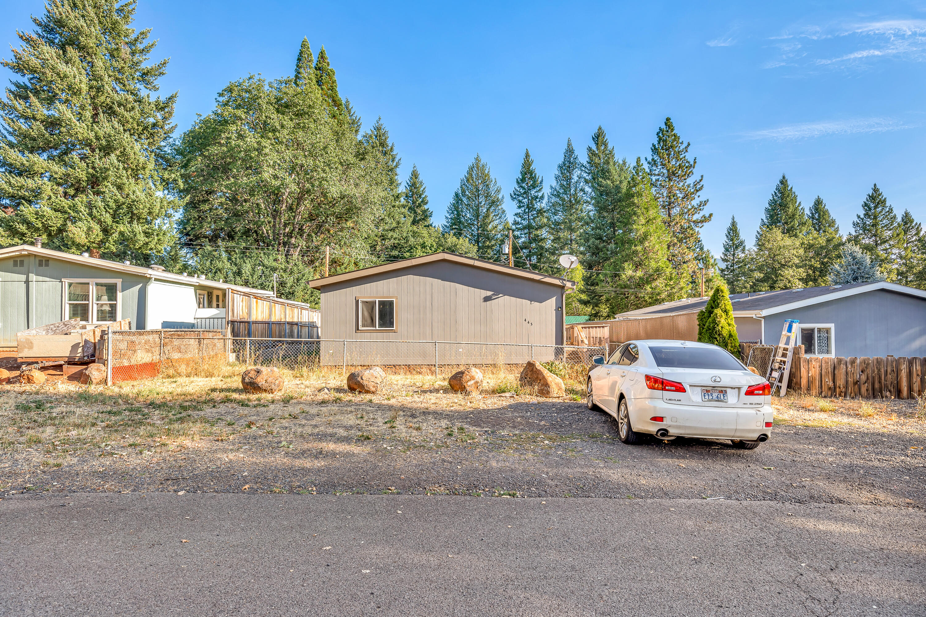 Bluff Additions To Butte Falls - Residential