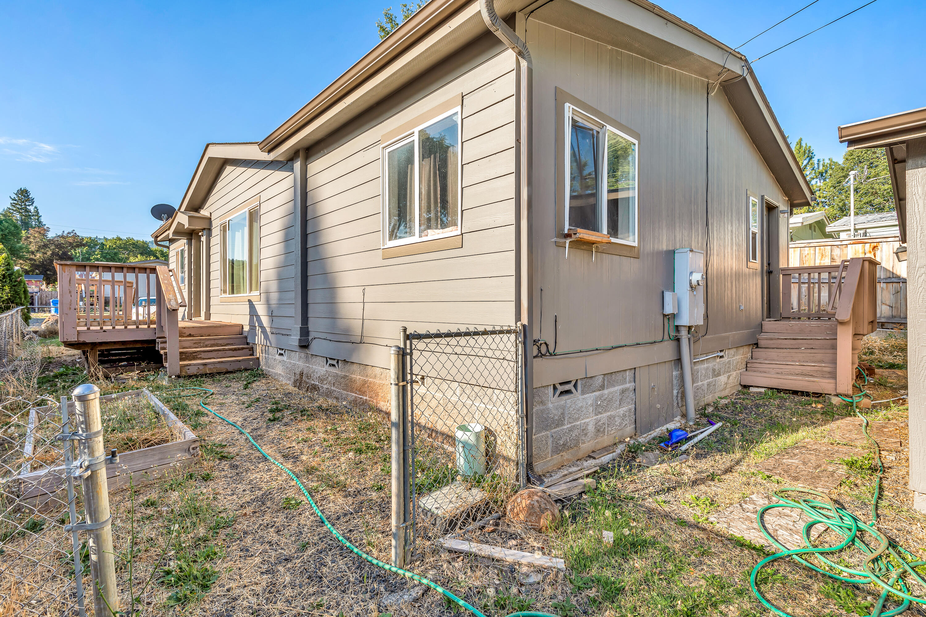 Bluff Additions To Butte Falls - Residential