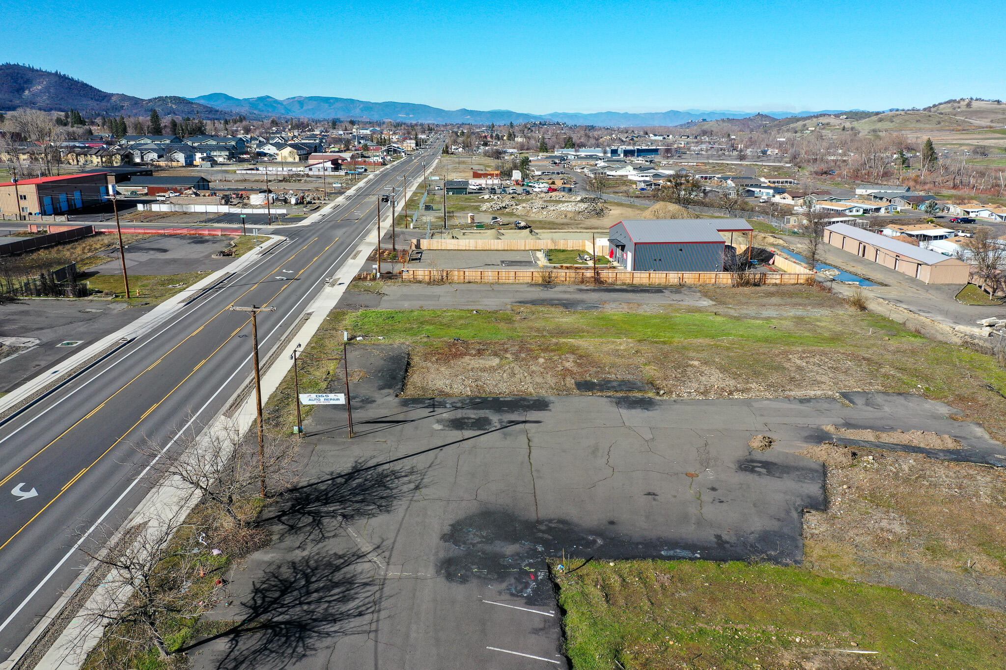 Talent Original Town (1888) - Commercial Sale