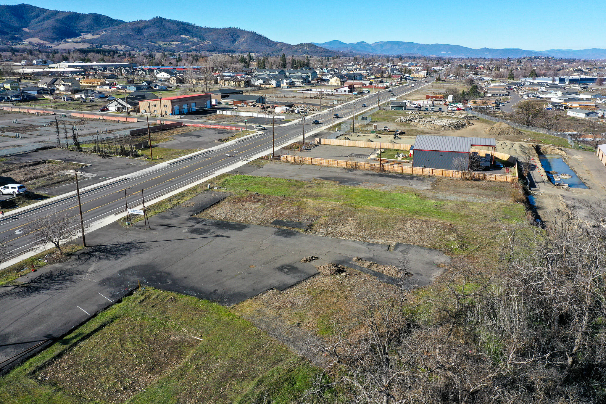 Talent Original Town (1888) - Commercial Sale