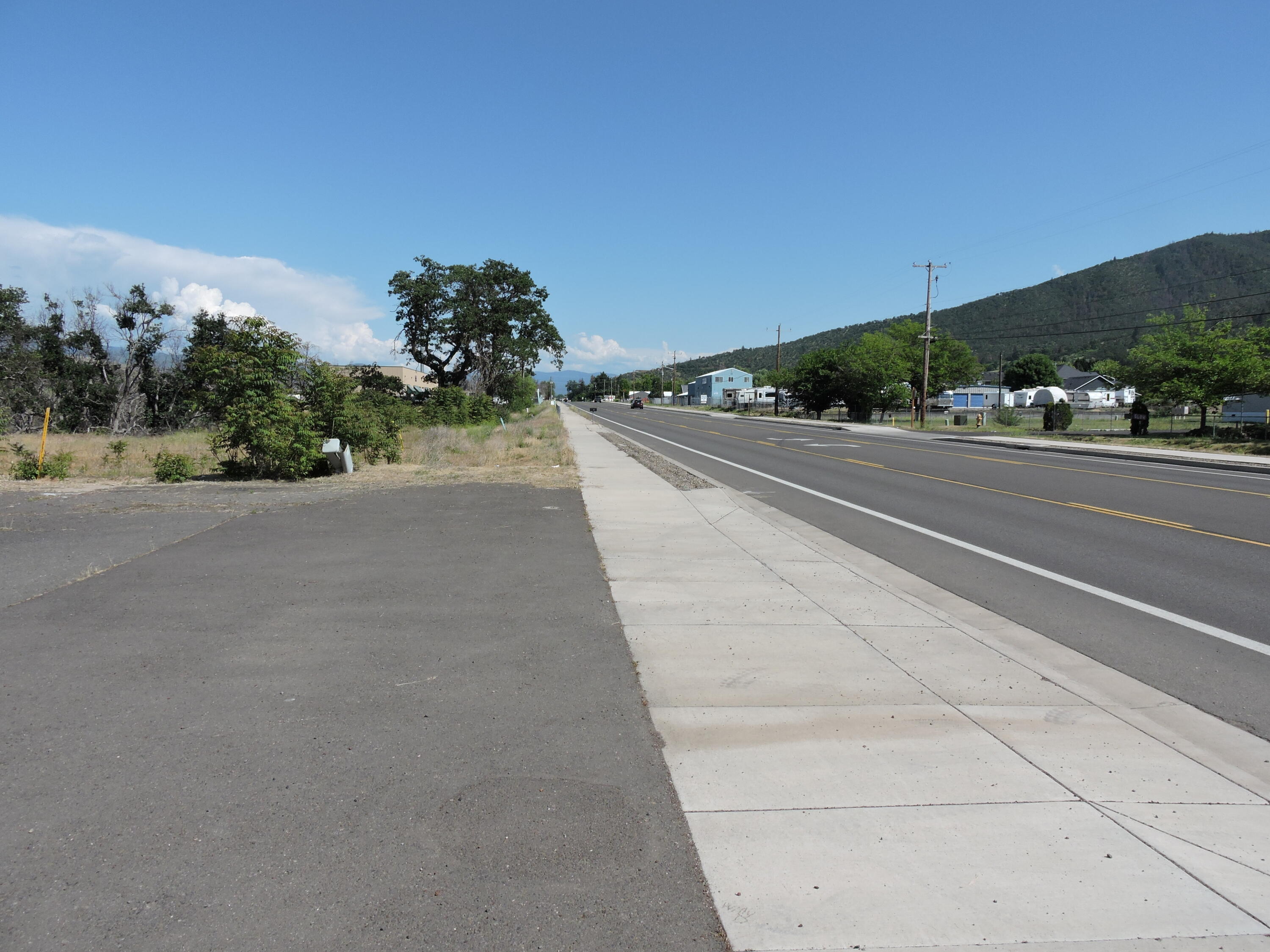 Talent Original Town (1888) - Commercial Sale