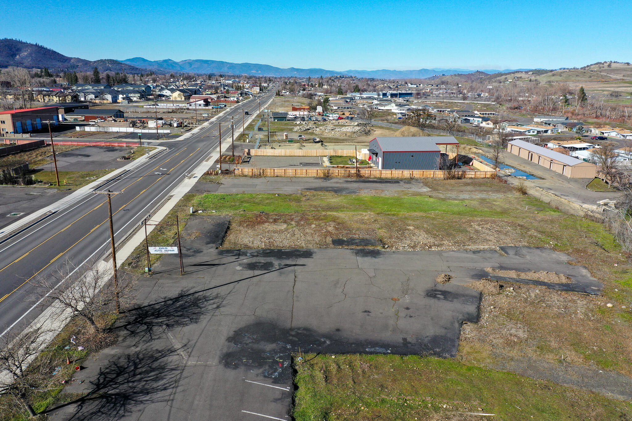 Talent Original Town (1888) - Commercial Sale