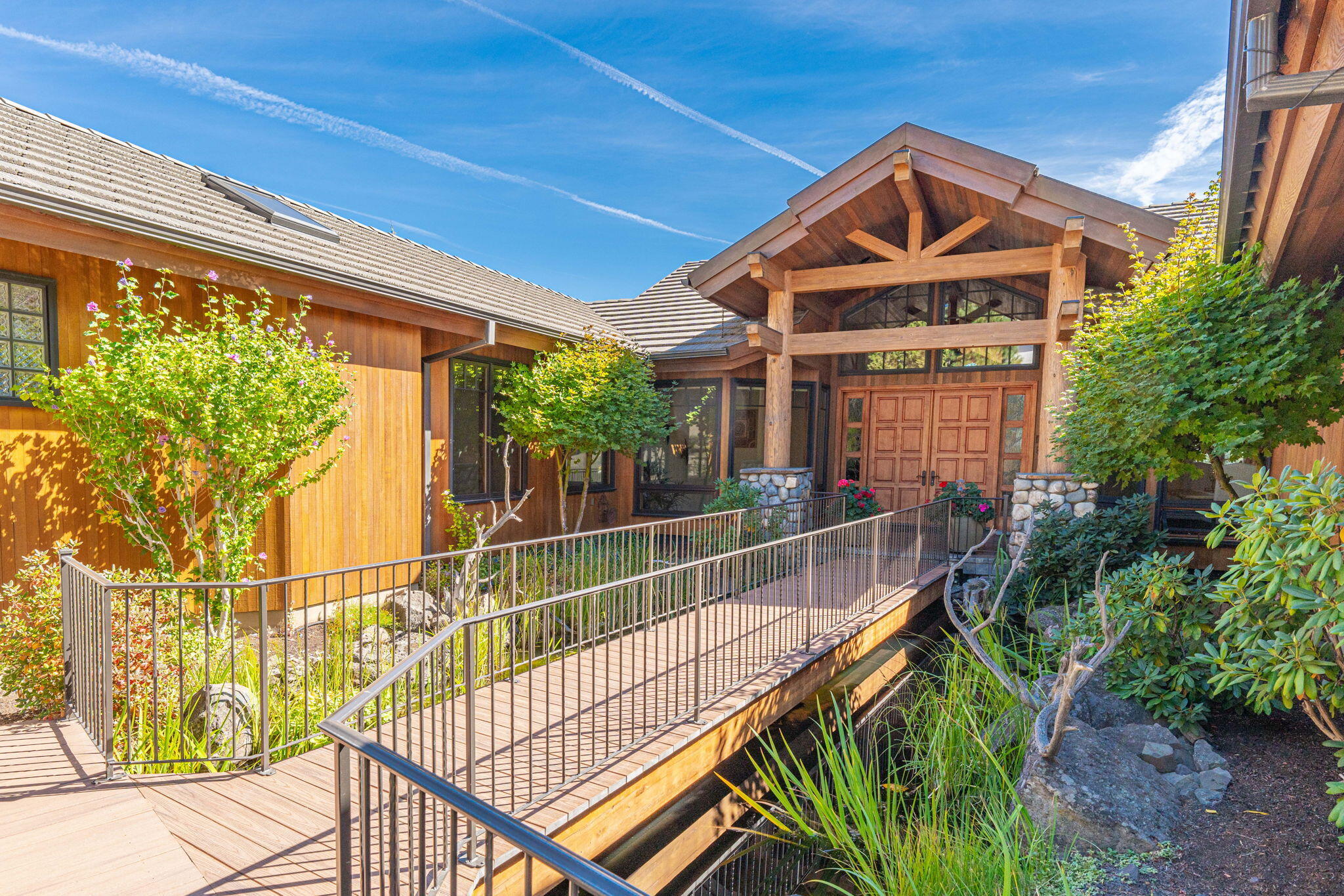 247 NW Scenic Heights Drive