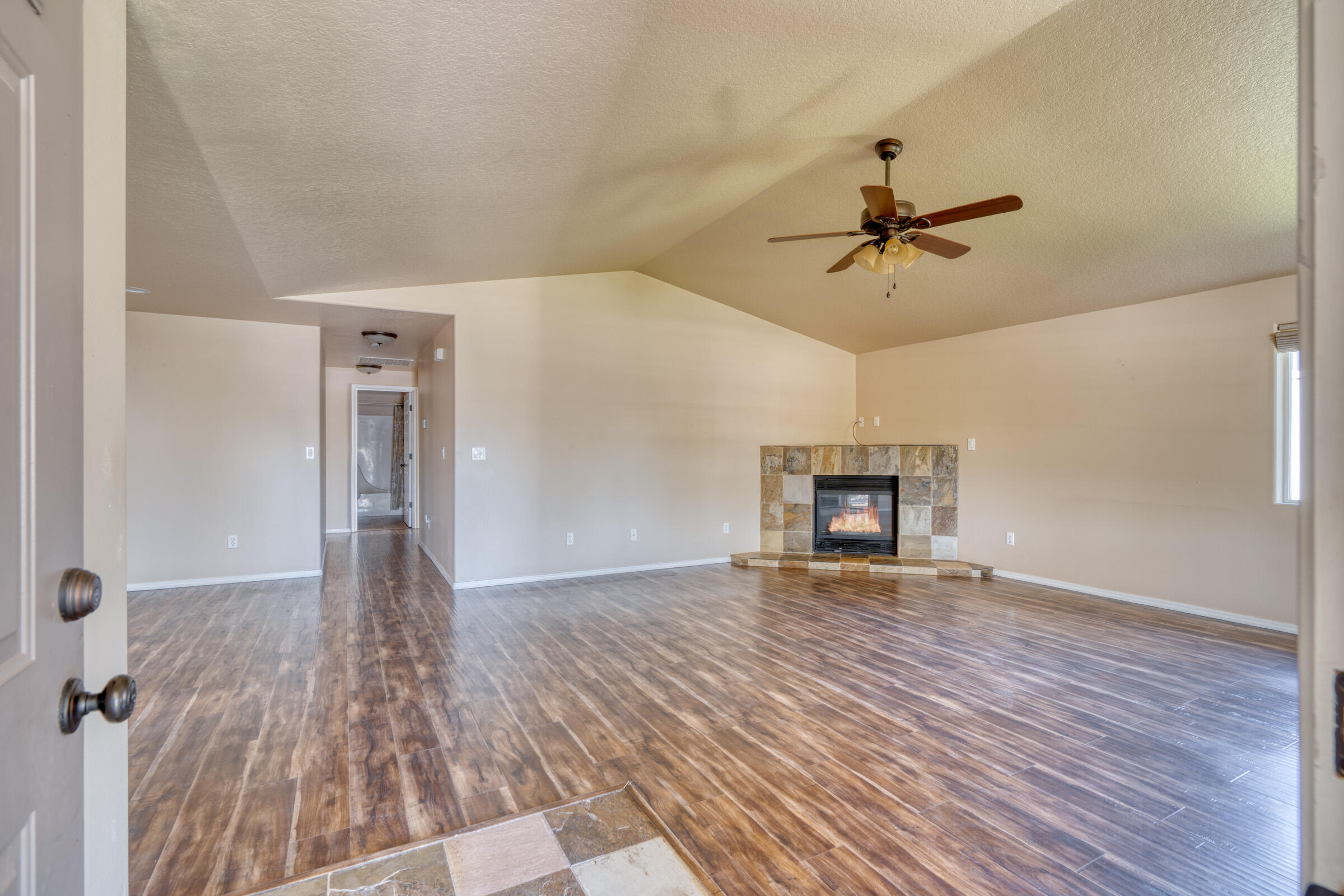 1933 SW 35th Place