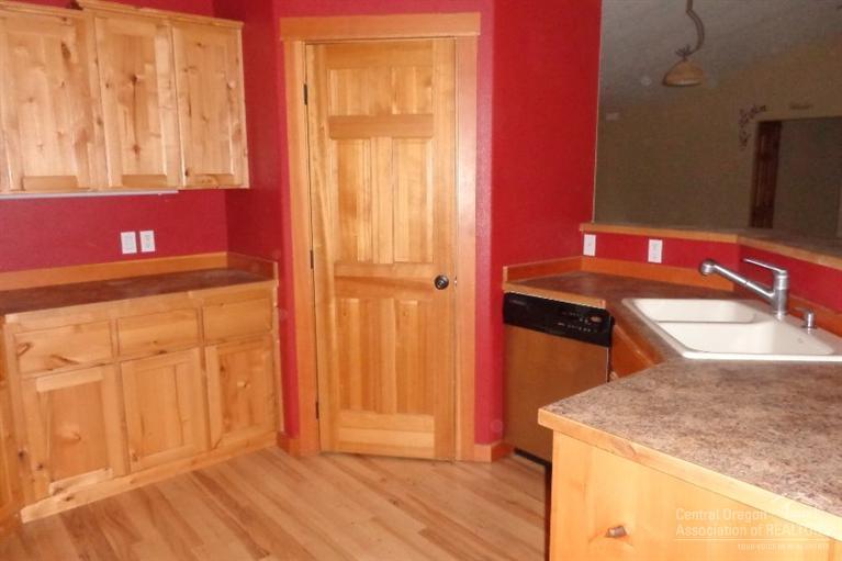 Ponderosa Pines East - Residential