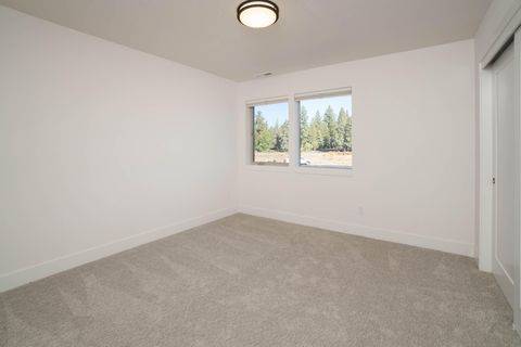 Tiny photo for 20607 SE Boer Place, Bend, OR 97702 (MLS # 220210333)