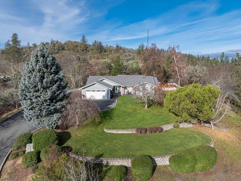 Tiny photo for 4806 Williams Highway, Grants Pass, OR 97527 (MLS # 220212724)