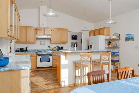 Tiny photo for 4806 Williams Highway, Grants Pass, OR 97527 (MLS # 220212724)