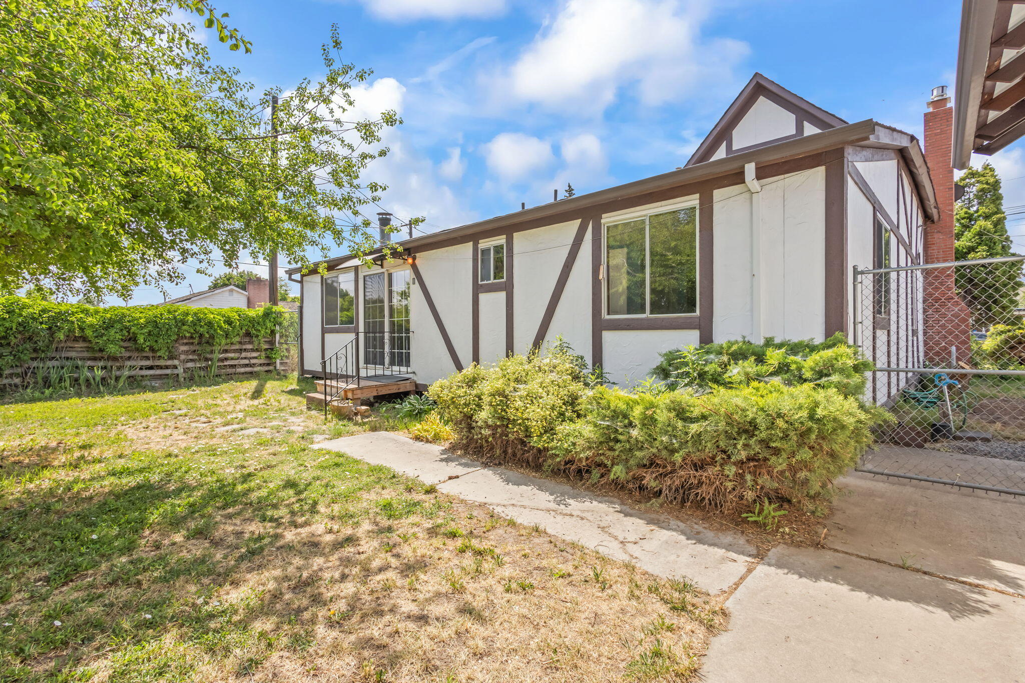 Monroe Hodges - Residential