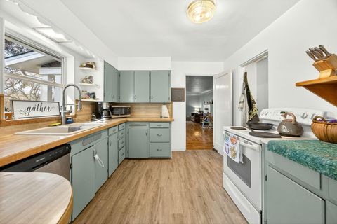 Tiny photo for 13688 Highway 238, Applegate, OR 97530 (MLS # 220215752)