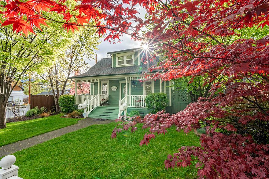 Three units with median gross receipts over $100,000 per year in Ashland's Railroad District! The charming and thoroughly updated Second Street Cottages feature two furnished and permitted vacation rentals along with a spacious and comfortable owner's suite — each with full kitchen, central air conditioning, gas furnace and water heater, separate laundry facilities, double-paned windows and sliding glass doors to private fenced and gated outdoor spaces. Heritage House has four bedrooms and three full baths, large front porch, original fir floors, and operable Velux skylights. Garden Cottage has two bedrooms and two full baths, vaulted ceilings, oak floors, quartz and granite counters, and new kitchen appliances. The owner's Hideaway Suite has two separate exterior entrances, full main-level bath, office or formal dining, pantry, upper-level bedroom with full ensuite bath and ample closet storage. Accommodations featured on top booking sites in Ashland. Inquire for details!