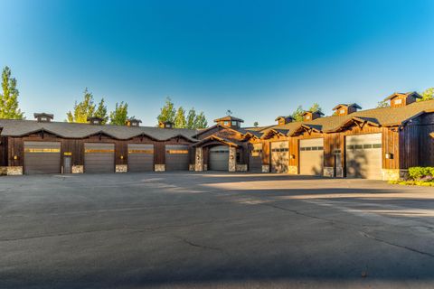Tiny photo for 16400 Jordan Road, Sisters, OR 97759 (MLS # 220198767)