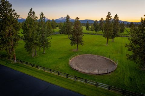 Tiny photo for 16400 Jordan Road, Sisters, OR 97759 (MLS # 220198767)