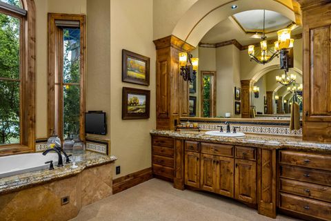 Tiny photo for 16400 Jordan Road, Sisters, OR 97759 (MLS # 220198767)
