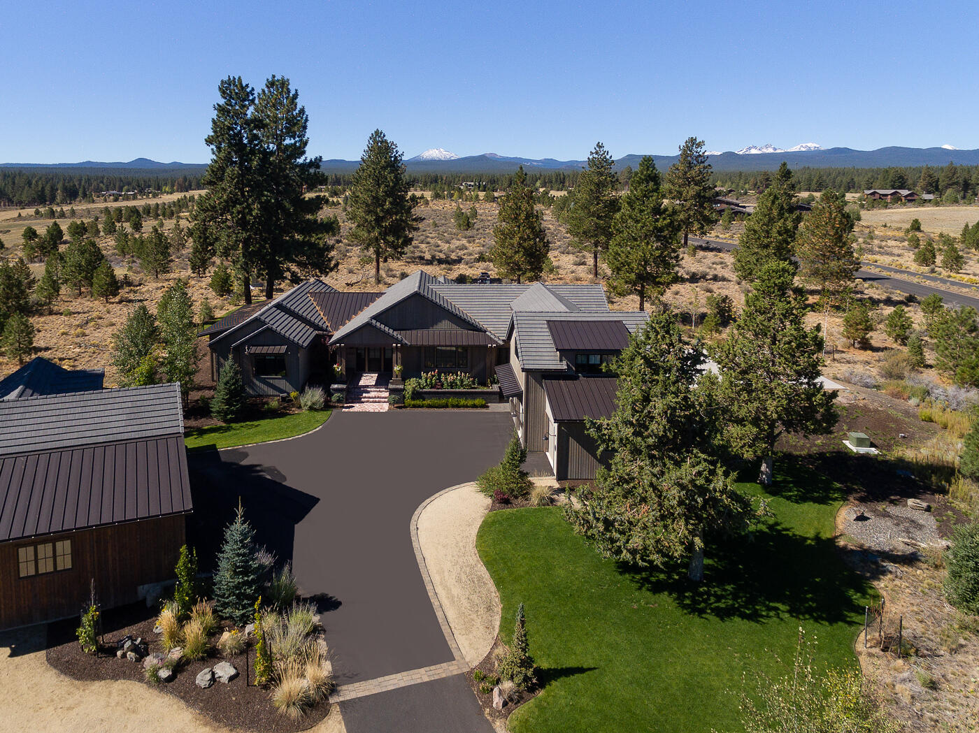 The Highlands at Broken Top - Residential