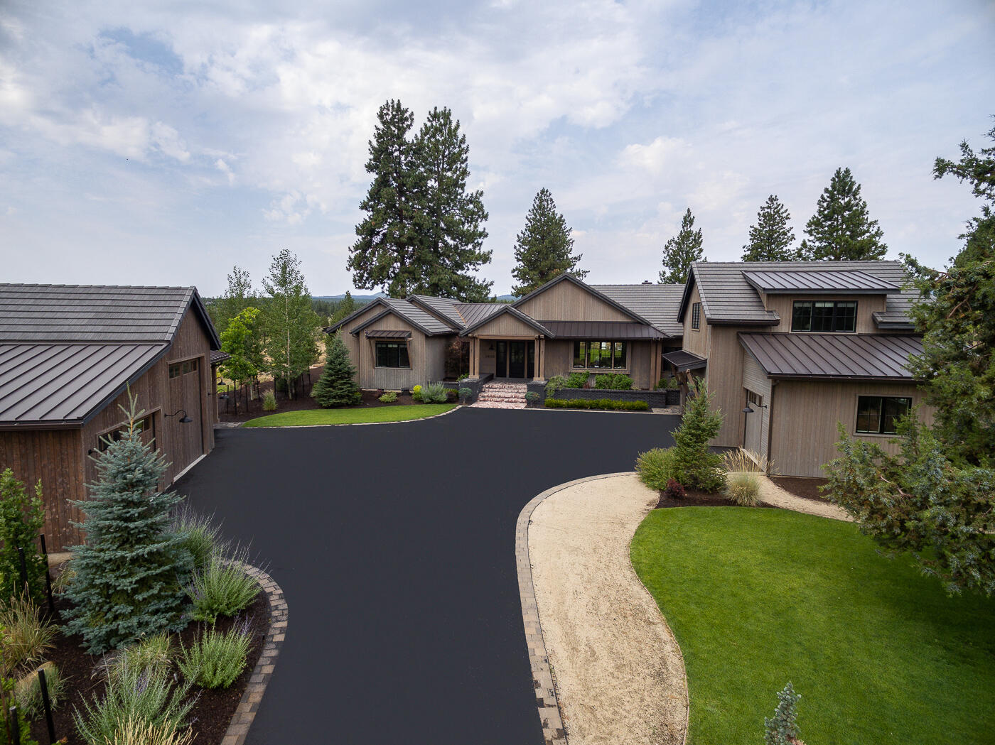 The Highlands at Broken Top - Residential