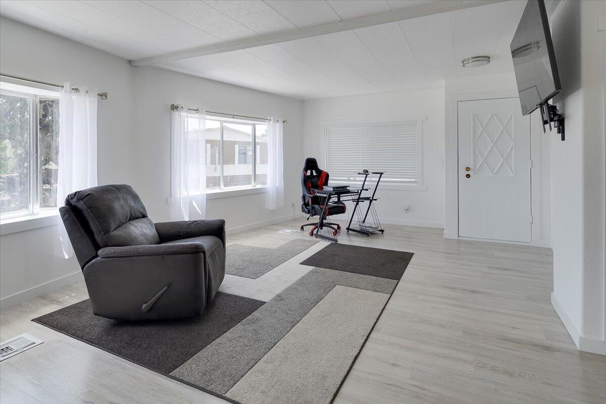 Green Pastures Mob - Residential