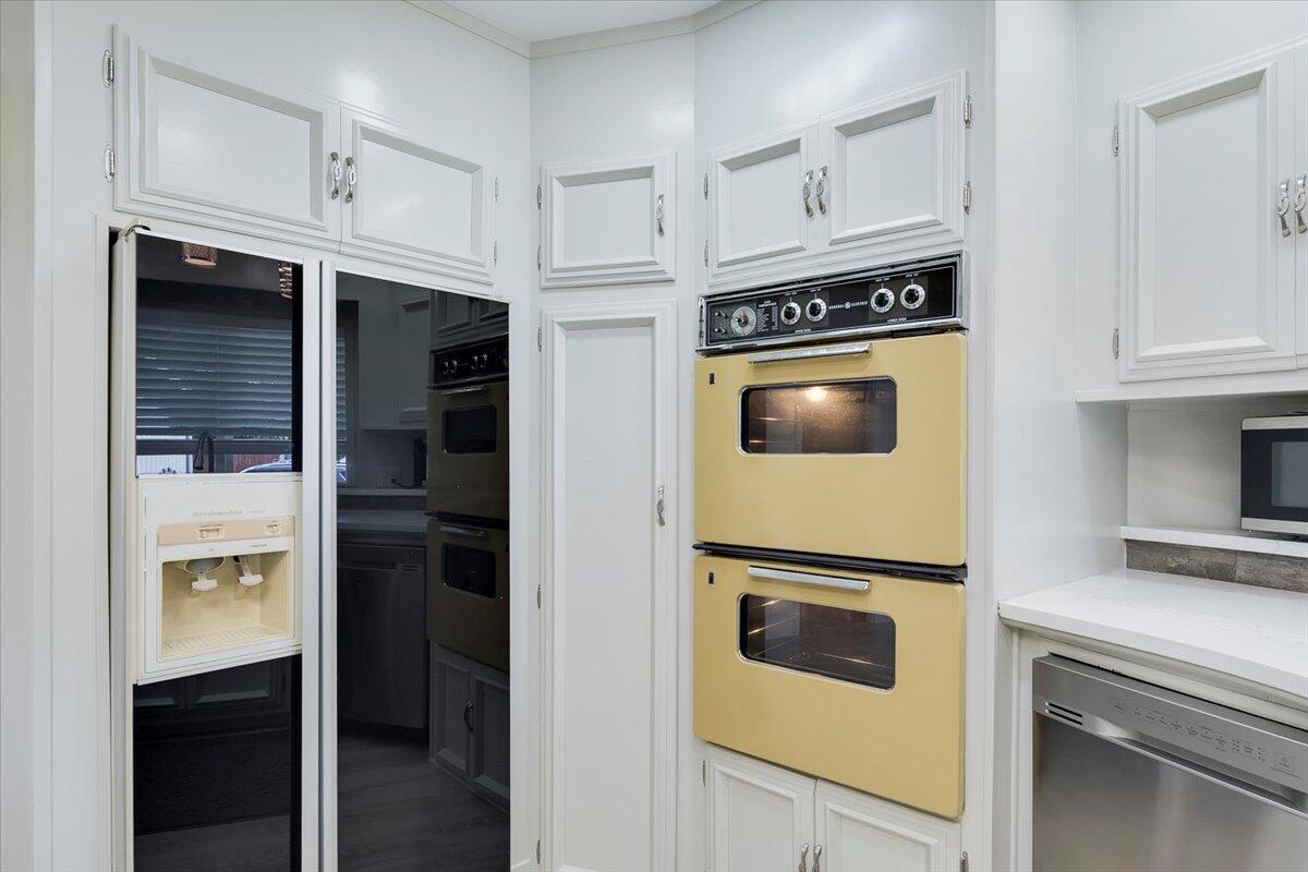 Green Pastures Mob - Residential