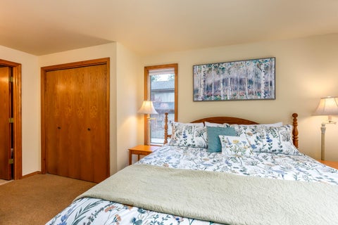 Tiny photo for 17754 Topflite Lane #3, Sunriver, OR 97707 (MLS # 220227363)