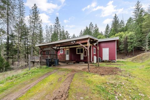 Tiny photo for 1698 Davis Creek Rd, Selma, OR 97538 (MLS # 220215590)