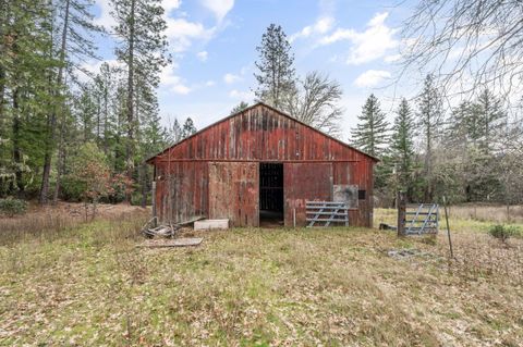 Tiny photo for 1698 Davis Creek Rd, Selma, OR 97538 (MLS # 220215590)