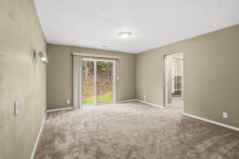 Tiny photo for 1698 Davis Creek Rd, Selma, OR 97538 (MLS # 220215590)