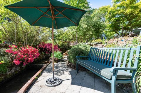 Tiny photo for 1341 NW Washington Boulevard, Grants Pass, OR 97526 (MLS # 220220003)