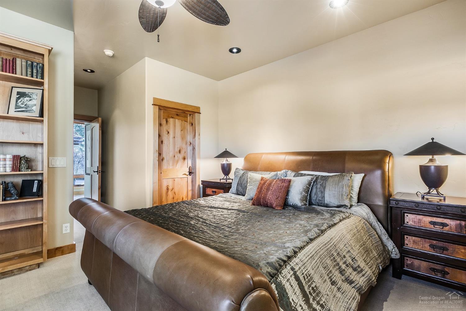 Broken Top - Residential