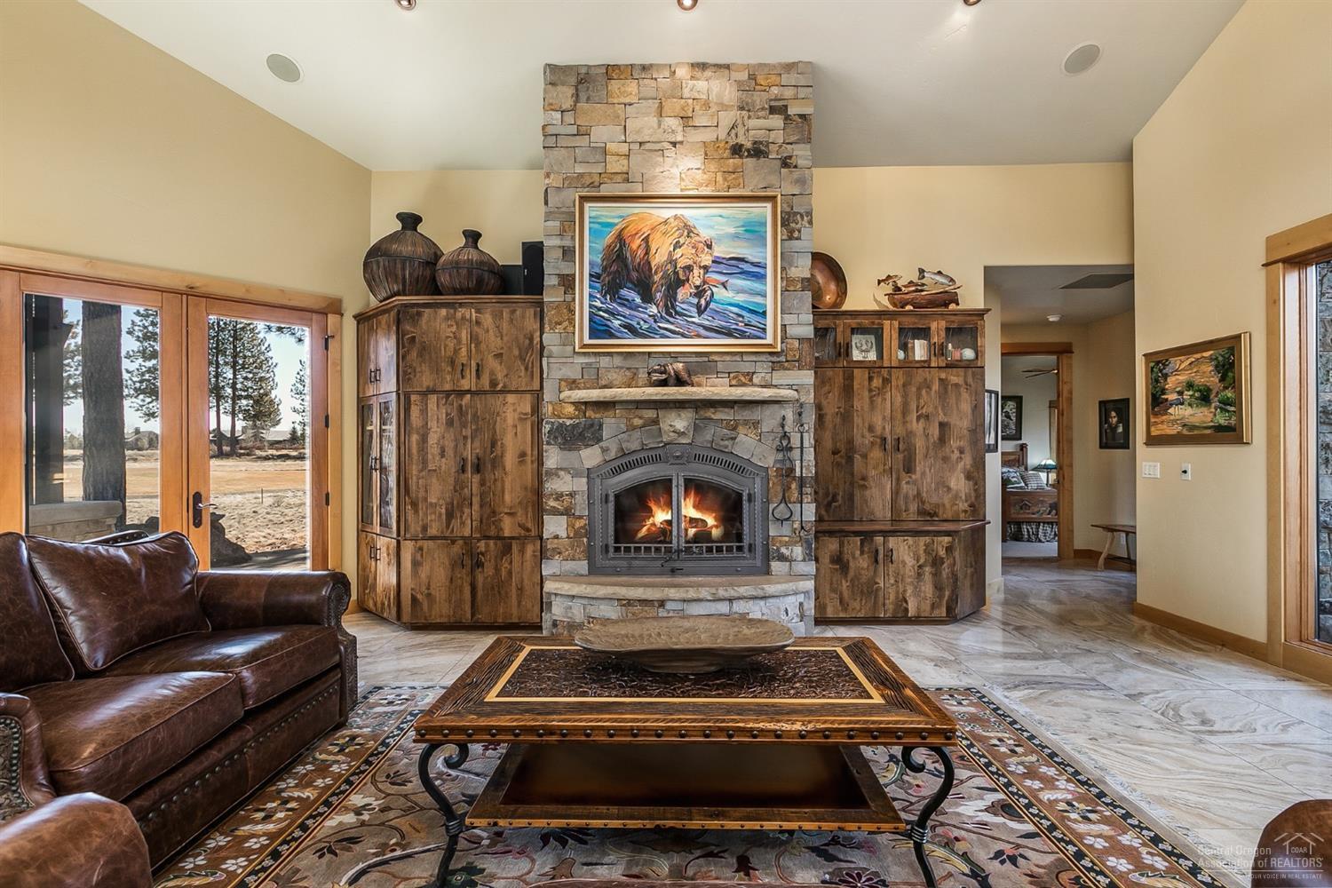 Broken Top - Residential