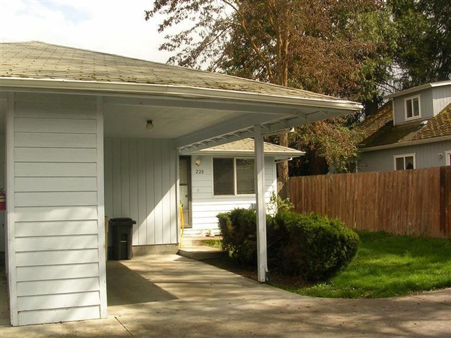 Rare single level four-plex, all two bedroom/1 bath units with W&D's, heat pump forced air for heating and cooling. Private patio areas, and offers a convenient town location. Excellent operational and rental history. 100% full at posting.