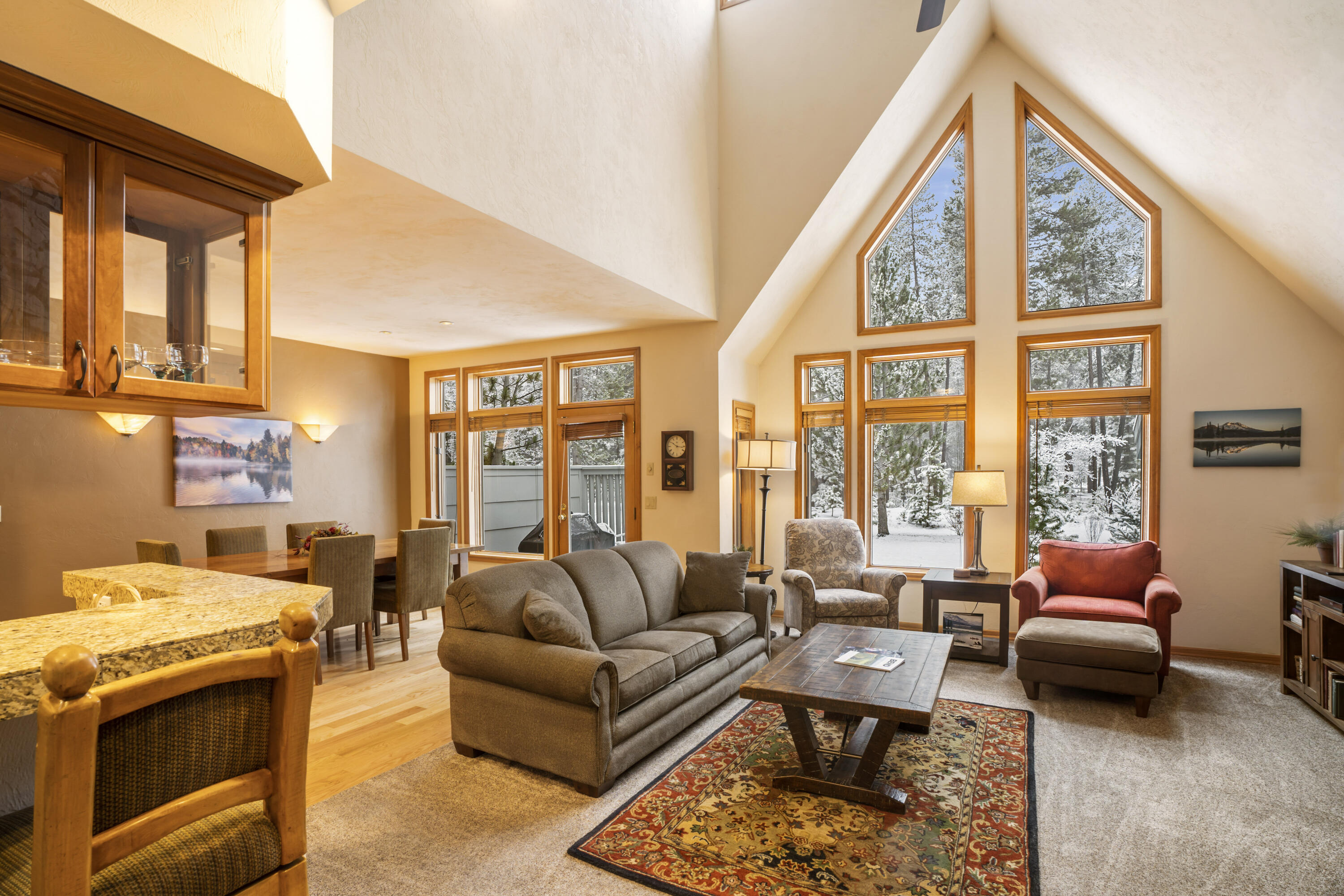 StoneTH - Residential