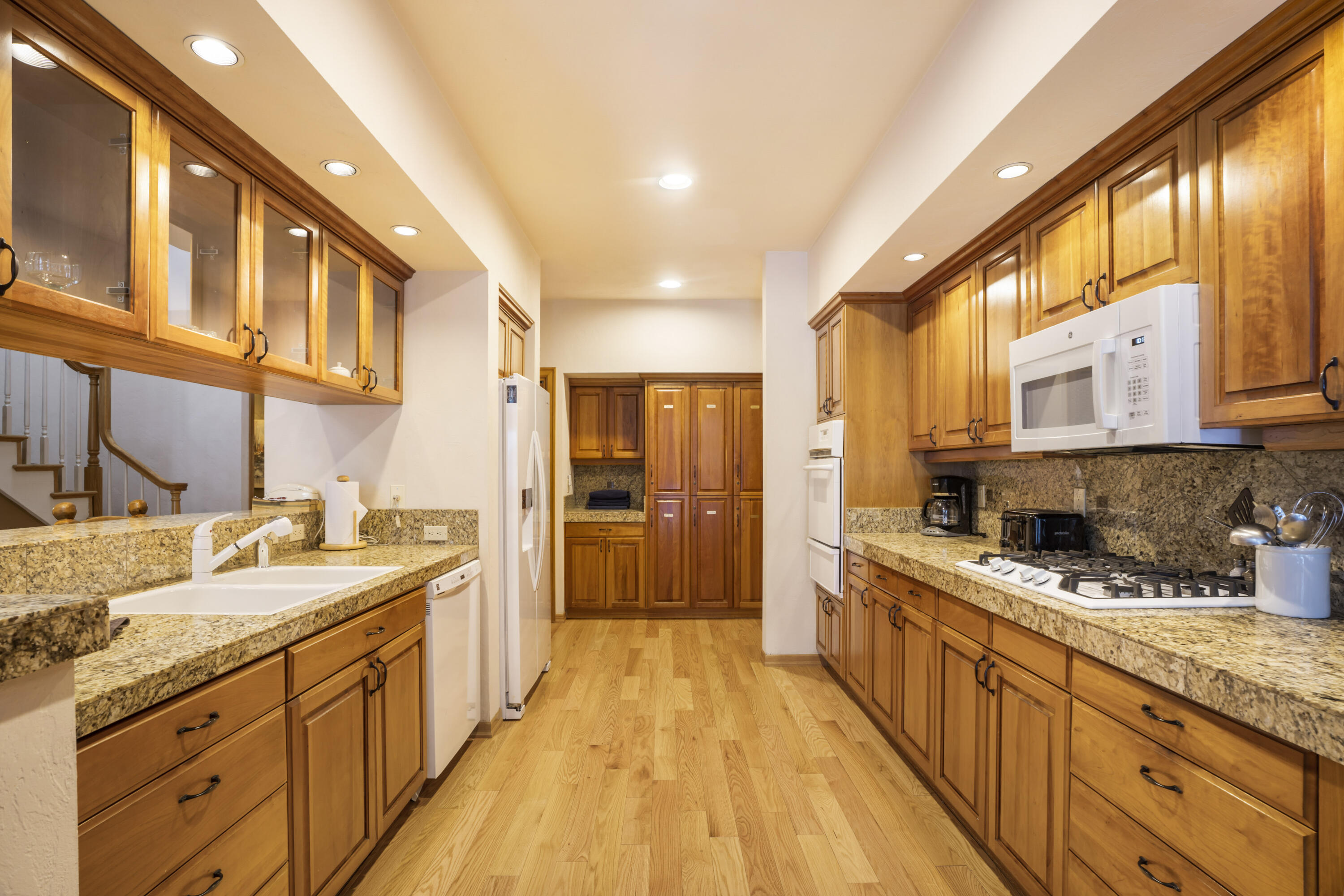 StoneTH - Residential