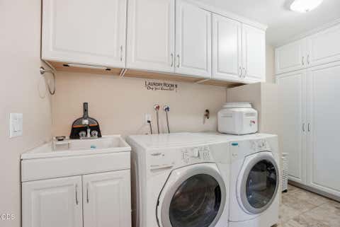 Tiny photo for 1975 NE Butler Market Road, Bend, OR 97701 (MLS # 220223326)