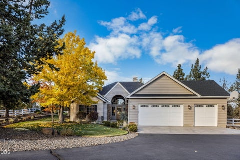 Photo of 63536 Old Deschutes Road, Bend, OR 97701 (MLS # 220230624)