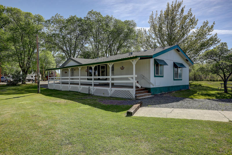 Willow Nook Acreage - Commercial Sale