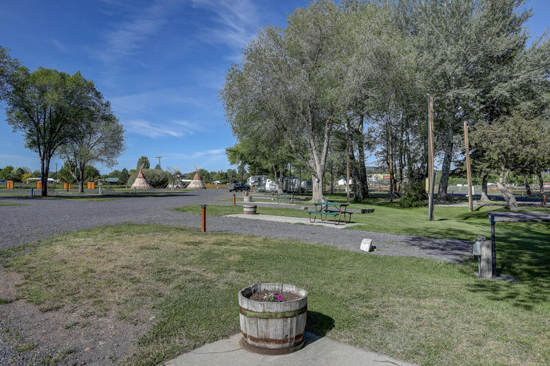 Willow Nook Acreage - Commercial Sale