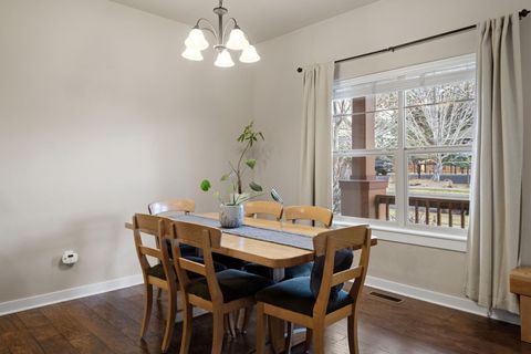 Tiny photo for 62761 Hawkview Road, Bend, OR 97701 (MLS # 220217048)