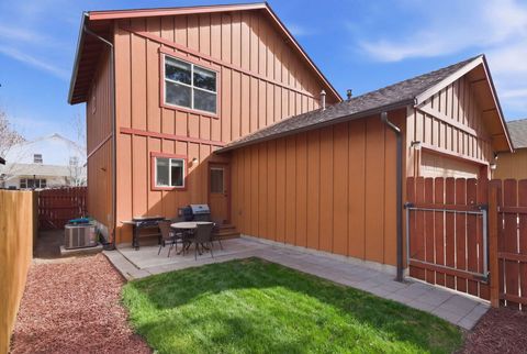 Tiny photo for 62761 Hawkview Road, Bend, OR 97701 (MLS # 220217048)