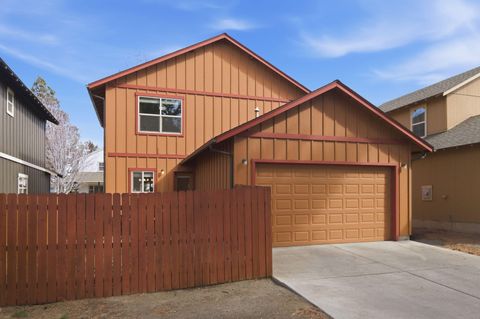 Tiny photo for 62761 Hawkview Road, Bend, OR 97701 (MLS # 220217048)