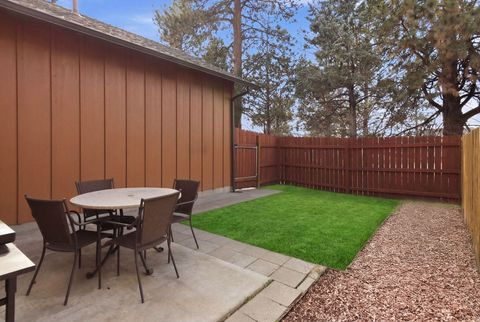 Tiny photo for 62761 Hawkview Road, Bend, OR 97701 (MLS # 220217048)