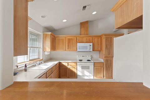 Tiny photo for 930 Schaefers Lane, Grants Pass, OR 97526 (MLS # 220211478)