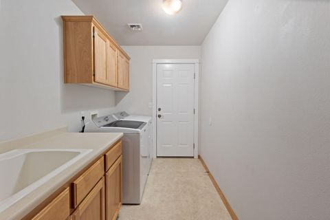 Tiny photo for 930 Schaefers Lane, Grants Pass, OR 97526 (MLS # 220211478)